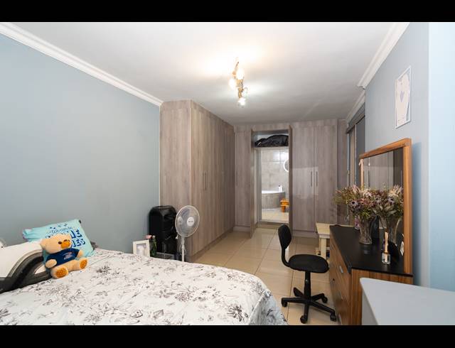 5 BEDROOM FREEHOLD FOR SALE IN HORIZON VIEW